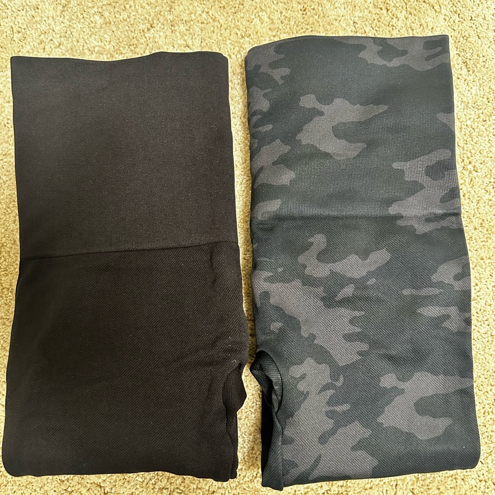 SPANX- 2 pairs Solid Black and Black/Gray Camouflage Leggings